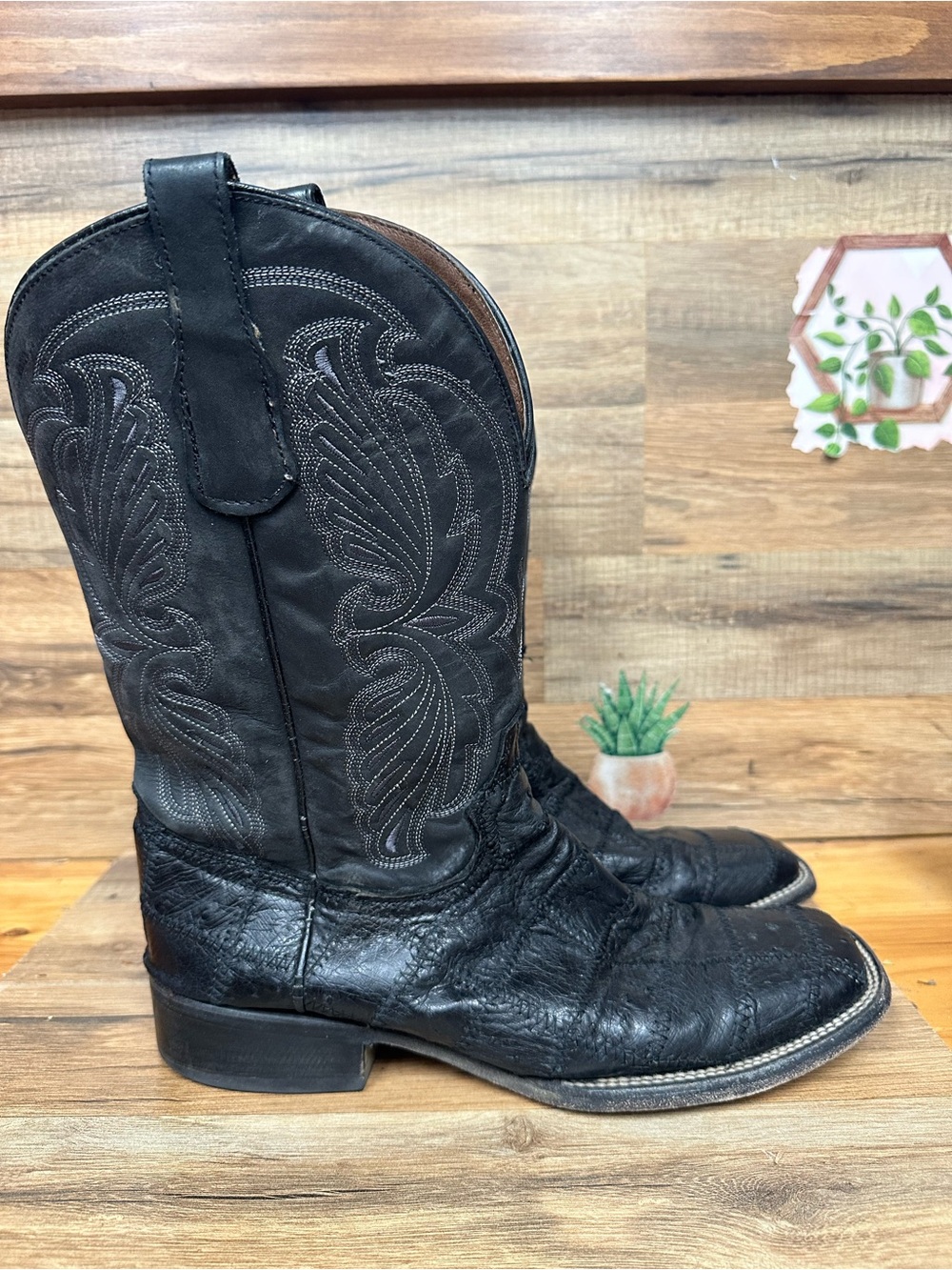 Circle G ostrich leather men’s western cowboy boots square toe size 9 EE black